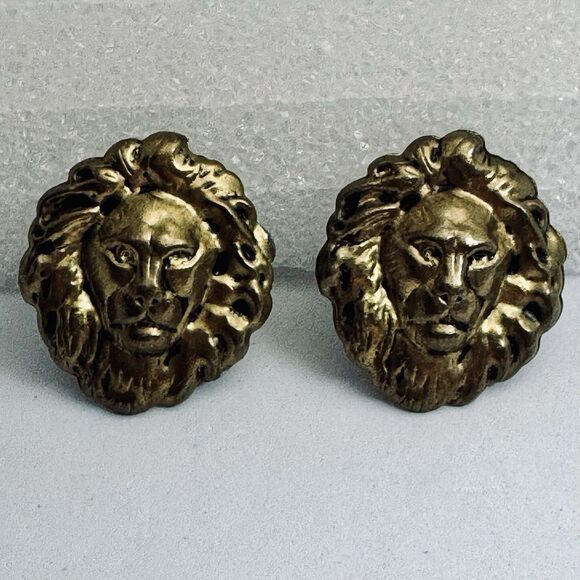 LARGE 3-D Vintage NOBLE LION HEADS Italian-Esque Matte Gold Clip-On Earrings - Picture 1 of 3